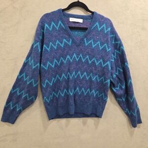 Vintage Jantzen V Neck Sweater Men's Size ? Striped Classic Classic Comfy Warm